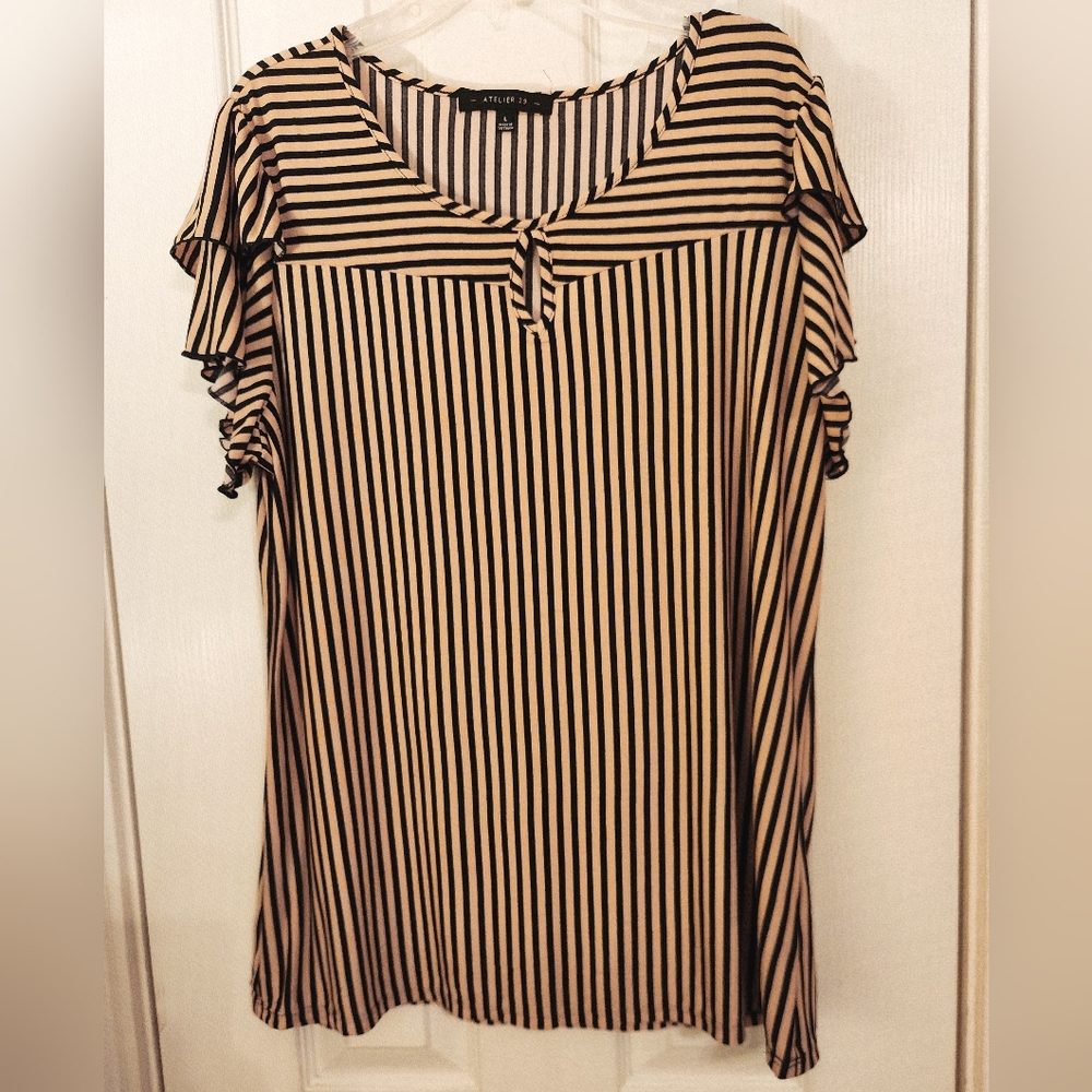 Black and Tan Short Sleeve Blouse